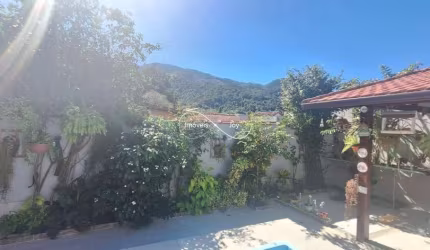 Casa com 2 quartos à venda na Vereador Zely Miranda, 2, Green Valley, Rio Bonito por R$ 700.000