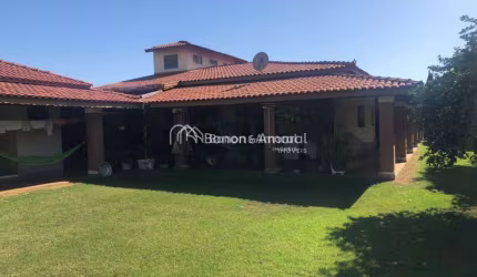 Excelente chácara com 1200m² área nobre em Paulínia.
