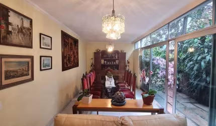 IMÓVEL COMERCIAL, 4 QUARTOS, 5 BANHEIROS, 4 VAGAS, 420M², VENDA OU LOCAÇÃO!