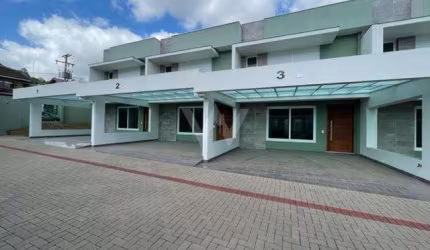 Casa em condomínio fechado com 3 quartos à venda no União, Estância Velha  por R$ 700.000