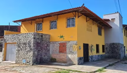 Prédio/Edifício inteiro para venda tem 388 metros quadrados com 8 quartos