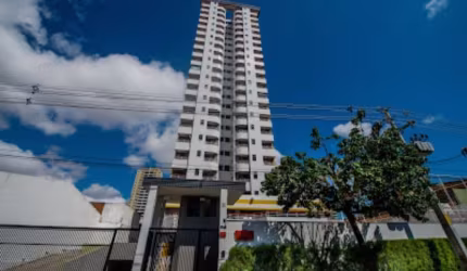 ALUGA- SE APTO NO CENTRO!!!