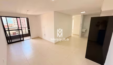 Apartamento com 03 quartos para locação no Bessa.