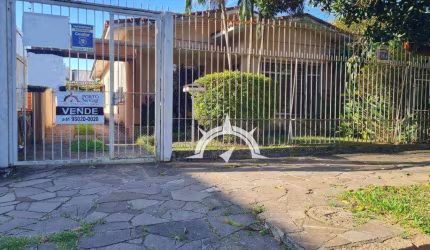 Casa com 3 quartos à venda na Travessa José Rodrigues da Fonseca, 56, Vila Ipiranga, Porto Alegre, 150 m2 por R$ 650.000