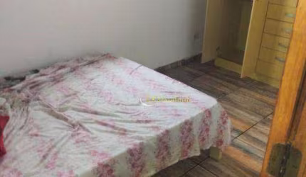 Sobrado com 6 dormitórios à venda, 200 m² por R$ 667.800,00 - Utinga - Santo André/SP