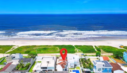 Sobrado em Condomínio de Frente para o Mar, com 3 dormitórios à venda, 108 m² por R$ 700.000 - Coroados - Guaratuba/PR