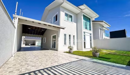 Casa com 4 dormitórios à venda, 226 m² por R$ 1.600.000,00 - Brejatuba - Guaratuba/PR