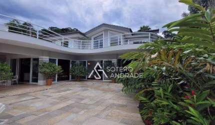 Maravilhosa casa pé na areia na praia Cocanha