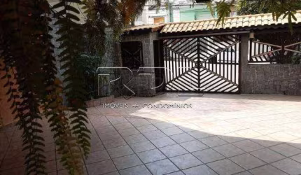 CASA À VENDA - BAIRRO JARDIM
