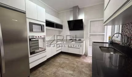 SOBRADO ALTO PADRÃO PRONTO PARA MUDAR!