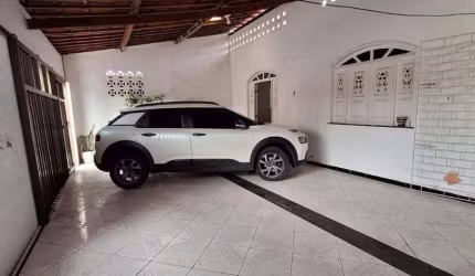 Casa à venda em rua pública, SÃO CONRADO, Aracaju, SE