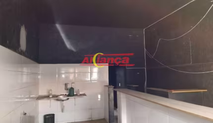 Salão Comercial para alugar, 45m² - Jardim São Jorge - Guarulhos/SP por R$1.200,00