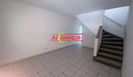 Sobrado para alugar, com 2 quartos, 100 m²,  Jd Tranquilidade - Guarulhos /SP
