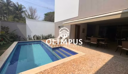 Belo sobrado em condomínio fechado da zona sul!