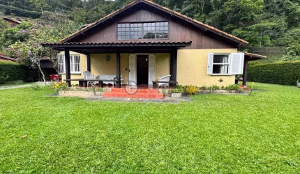 Casa em condomínio fechado com 4 quartos à venda na Alameda do Lago, 40, Posse, Teresópolis, 255 m2 por R$ 950.000