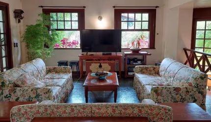 Casa com 5 quartos à venda na Estrada Antônio Carvalho Ventura, 100, Albuquerque, Teresópolis, 450 m2 por R$ 1.590.000