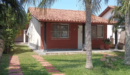 Casa 2 quartos com edicula no condomínio Olga Diuana Zacarias