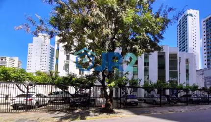 Apartamento à venda com 3 quartos no bairro da Torre