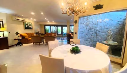 Casa Duplex com 4 dormitórios à venda com 612 m² por R$ 1.499.999,00 no Condomínio Bosque dos Esquilos, Anil, Rio de Janeiro / RJ