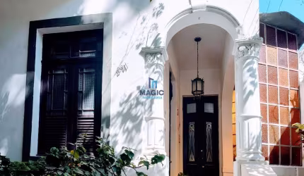 Casa com 4 dormitórios à venda com 239 m² por R$ 1.499.999,00 no Grajaú, Rio de Janeiro / RJ