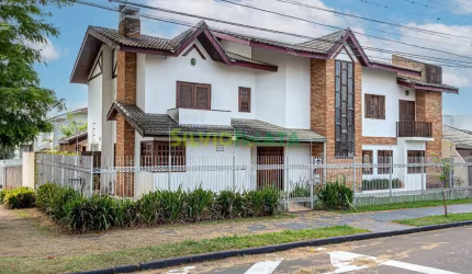 Casa com 424,8m² de terreno à venda na Zona 04 de Maringá por R$ 1.980.000,00