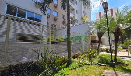 EXCELENTE APARTAMENTO COM DOIS QUARTOS, SENDO UMA SUÍTE, NO EDIFÍCIO MIRANTE DO PARQUE PARA MORAR, NA ZONA 03.