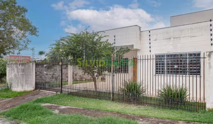 CASA À VENDA  OPORTUNIDADE IMPERDÍVEL!