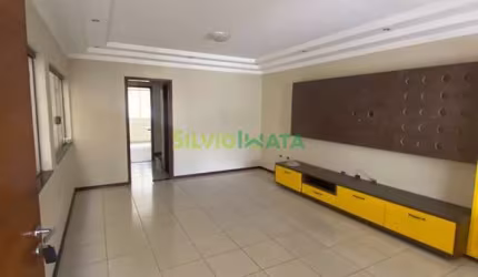 Sobrado à venda por R$ 629.000,00 no Jardim Paris, Maringá-PR