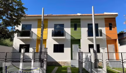 Casa 02 Pavimentos em Village São Roque - Miguel Pereira, RJ