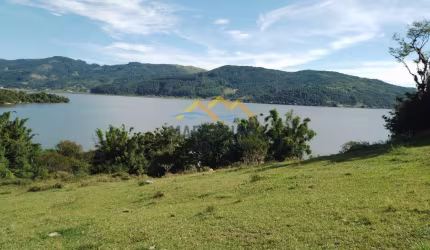 Terreno com acesso a lagoa em Imaruí