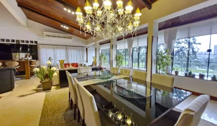 Casa Comercial - Jardim Canadá