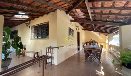 Chácara com 2 dormitórios para alugar, 1000 m² por R$ 5.500,00/mês - Country  Club - Valinhos/SP