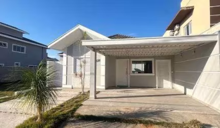 Casa Térrea em condomínio, 3 quartos, sendo 1 suíte, 170m², 3 vagas.