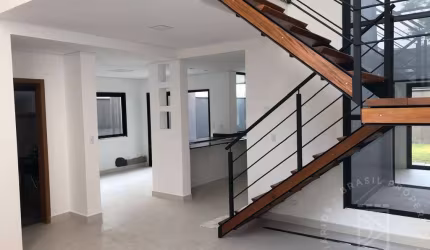 Casa Sobrado - Condomínio Fechado em Jacareí - 185 m², 3 suítes