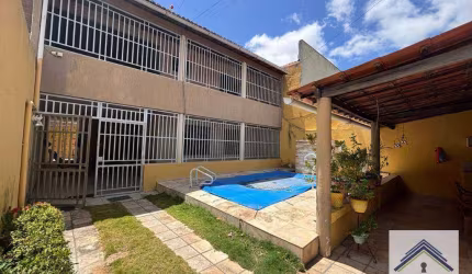 Casa com 4 dormitórios à venda, 322 m² por R$ 650.000 - Parangaba - Fortaleza/CE