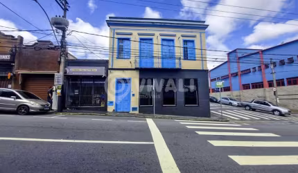 Prédio com 4 salas à venda na Rua Campos Salles, Centro, Itatiba, 274 m2 por R$ 1.350.000