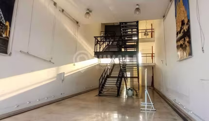 Prédio com 21 salas para alugar na Rua Coronel Camilo Pires, Centro, Itatiba, 1002 m2 por R$ 20.000