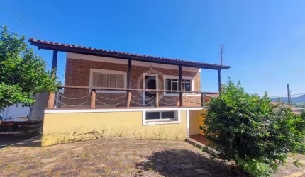Casa com 3 quartos à venda na Rua Padre Salvador Castella, Vila Nova, Morungaba, 276 m2 por R$ 800.000