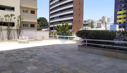 Viva com Estilo no Meireles – Apartamento no Edifício Victor VIII