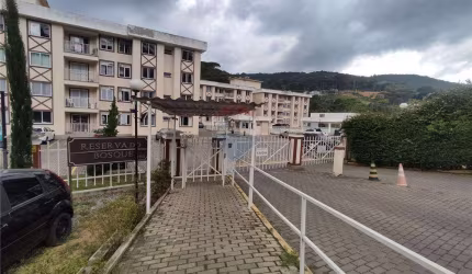 Excelente apartamento  a venda  no bairro prata com 58 metros quadrados, 2 quartos sendo 1 suite , sala com varanda e cozinha com armarios planejados