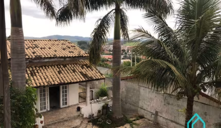 Casa com 3 quartos, 450m², à venda em Taubaté, Loteamento Quinta das Frutas