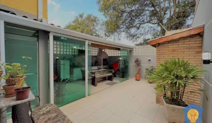 Casa com 3 dorms à Venda por R$ 745.000 - Chácara Ondas Verdes - Granja -  Cotia/SP