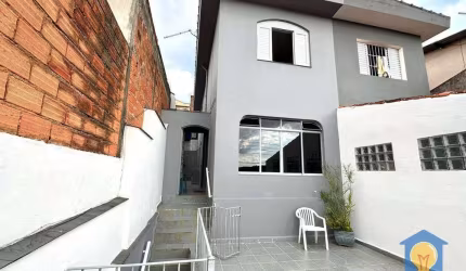 Casa com 3 dormitórios à venda, 125 m² por R$ 600.000 - Vila Maria Auxiliadora - Embu das Artes/SP