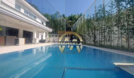 Casa  à venda com 4 suites, 4 vagas - Park Lane - Guarujá/SP