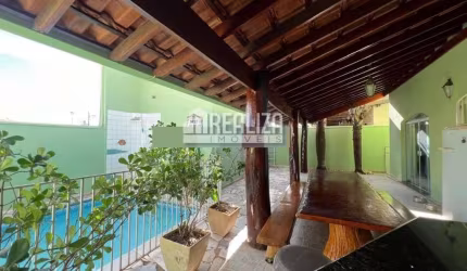 Sobrado de 4 dormitórios na Vila Olímpica, Uberaba - Venha conferir!