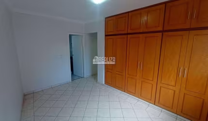 Linda Casa para Alugar no Bairro Boa Vista, Uberaba - 3 Dormitórios