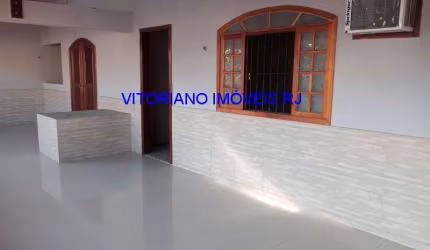 CASA CINCO QUARTOS Á VENDA EM GUADALUPE!