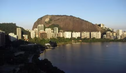 Apartamento com 3 quartos à venda na Avenida Epitácio Pessoa, Lagoa, Rio de Janeiro, 108 m2 por R$ 3.600.000