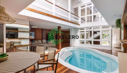 Casa com 5 quartos à venda na Avenida dos Búzios, 1649, Jurerê Internacional, Florianópolis por R$ 7.850.000
