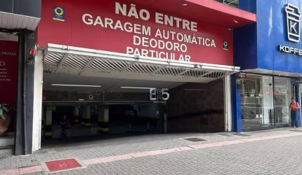 Não perca a oportunidade!! Box/Garagem à venda - Centro - Curitiba/PR
